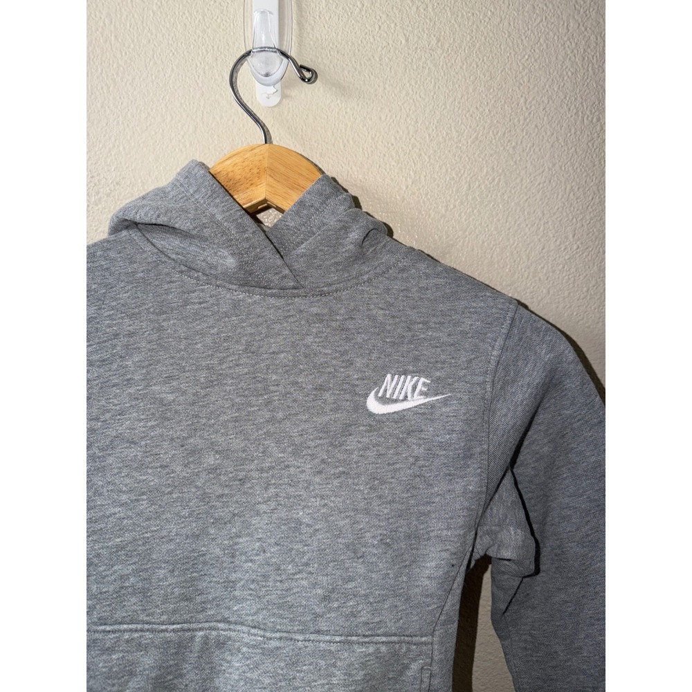 Boys Nike Hoodie Size 6 - Picture 2 of 4